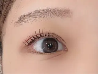 マツエク・マツパ ᴘʟᴀᴛɪɴᴜᴍ ᴅᴏʟʟえば🫧のマツエク・マツパデザイン