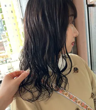 ロング パーマ the OSCAR所属・韓国ヘアスタイリスト Harukaのヘアスタイル