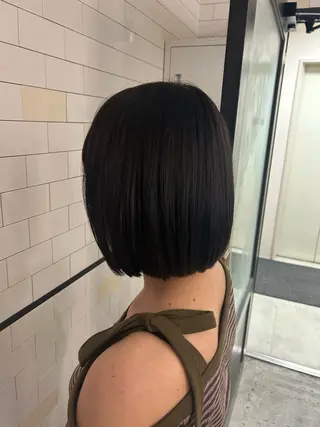 ミディアム IT by ALBUMあいりのヘアスタイル