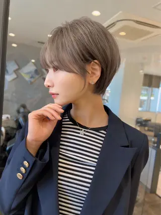 ショート Lond Bloom所属・MOMOHA/ レイヤー🎀艶カラーのヘアスタイル