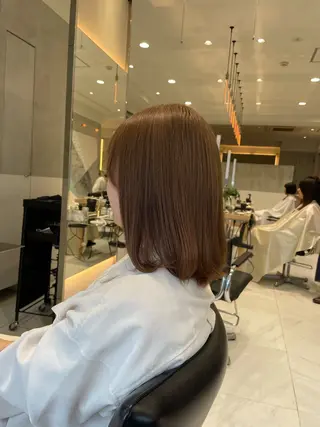 ミディアム 透明感ブリーチ カラー✨有坂映哉のヘアスタイル