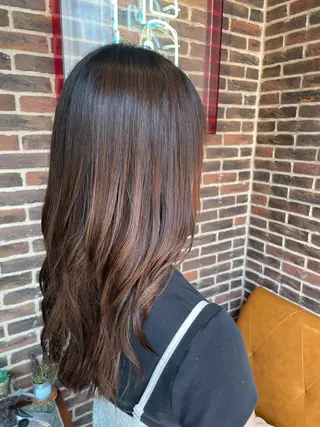 ロング Hair salon 6所属・ジュニアスタイリスト 照井奈保子のヘアスタイル