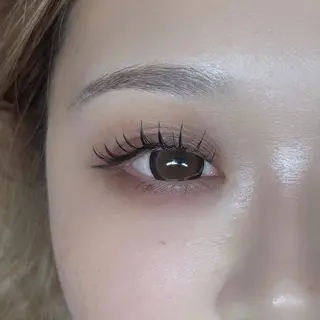 マツエク・マツパ まつげと眉毛の専門店eyemor.アイモア半田店所属・eyemor 半田店のマツエク・マツパデザイン