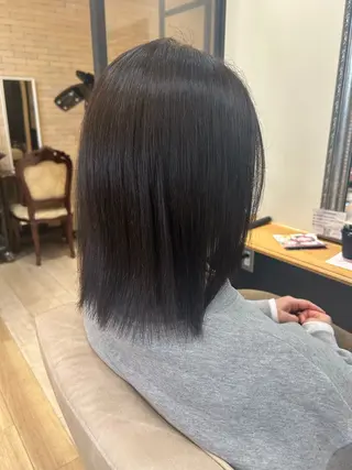 ミディアム カラー 松尾 遥花のヘアスタイル