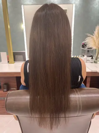 ロング カラー カシータフロル所属・清水 菜穂香のヘアスタイル