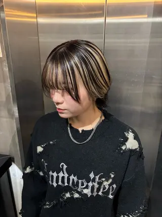 カラー ア ユ ミのヘアスタイル