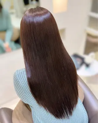 ロング 🫧オリーブカラー/ 酸性縮毛矯正銀座🫧のヘアスタイル
