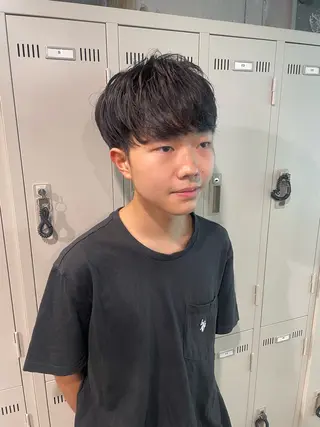 カラー パーマ ヘアアレンジ メンズ 透明感カラー・レイヤ ー🎀amika🎀のヘアスタイル