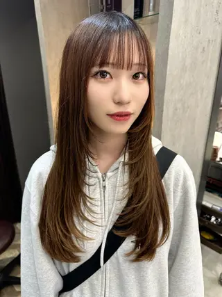 ロング AYAKASA 暖色カラー/レイヤーのヘアスタイル