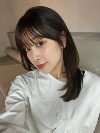 セミロング レイヤーカット/ くびれヘア佐藤大空のヘアスタイル