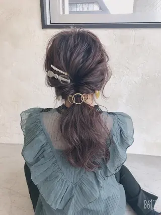 セミロング ヘアアレンジ 中東 真子のヘアスタイル