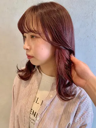 ミディアム カラー ヘアアレンジ ayumi🌈 インナーカラー🌈のヘアスタイル