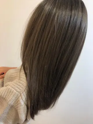 カラー 茅ヶ崎/ハイライト/ ハイトーン/関口実華のヘアスタイル