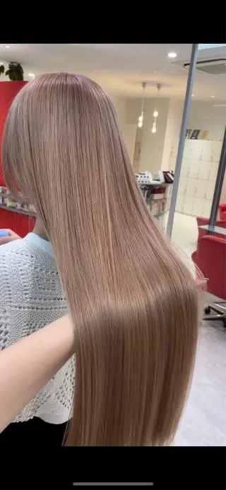 ロング カラー Merlyosaka所属・Merlyosaka 早川未来のヘアスタイル