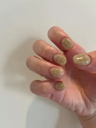 ネイル une／YUKINA 🫧大人nuanceのネイルデザイン