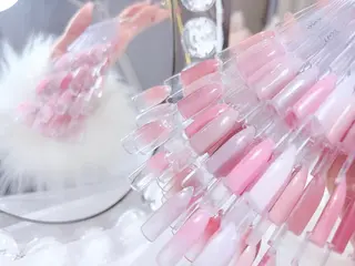 ネイル Lovinなんばスカイオ店所属・Shikata Asukaのネイルデザイン