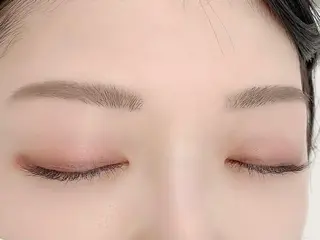 アイブロウ BellFlower Aki(眉・まつげ)のマツエク・マツパデザイン