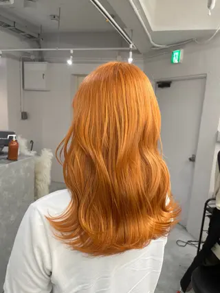 ロング カラー REAL【レアル】所属・グレージュ/透け感 カラー/透明感カラーのヘアスタイル