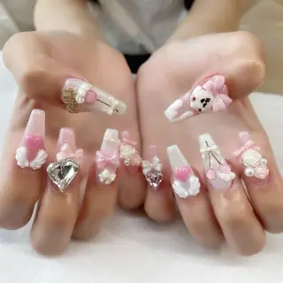 ネイル 🌈🐰 saki. m 🐰🌈のネイルデザイン