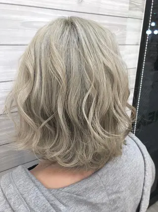 ミディアム カラー 🌟イメチェン美容師 🌟清水 大輝のヘアスタイル