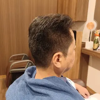 メンズ ショート BARBER 　STAG所属・BARBERSTAG 上拂恭平のヘアスタイル