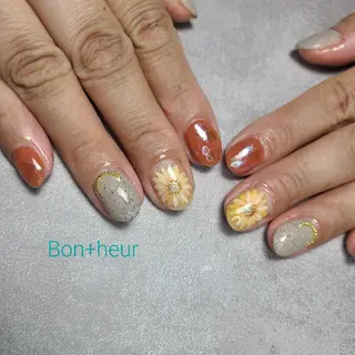 ネイル 宮口 紗子のネイルデザイン