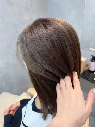 ミディアム カラー 中村 ひなたのヘアスタイル