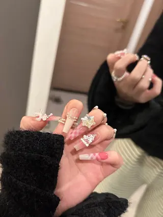 ネイル More Glam渋谷店のネイルデザイン