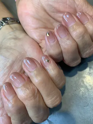 ネイル アトリエ・マリス所属・福与 美幸のネイルデザイン