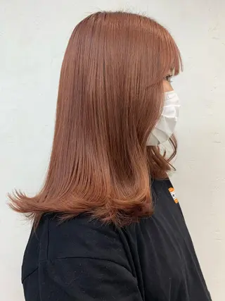 セミロング カラー ナチュラルベージュ/ 顔周りカット/由喜のヘアスタイル