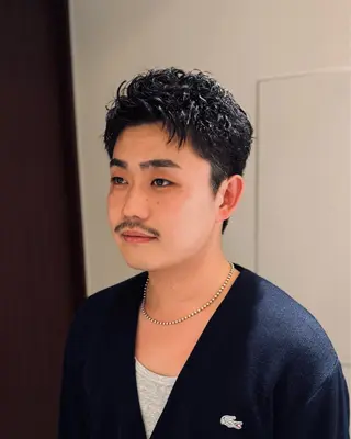ショート パーマ メンズ スパイキーショート 大人パーマ 丸山のヘアスタイル