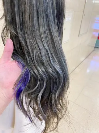 ロング カラー 菅村 勇亮のヘアスタイル