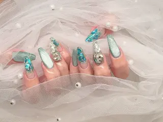 ネイル I-nailロング /ワンホン/キラキラのネイルデザイン