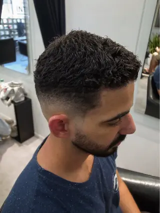 ショート パーマ メンズ INTRO SHIBUYA by Fi-Ne所属・💈メンズフェード 特化DAIYA💈のヘアスタイル