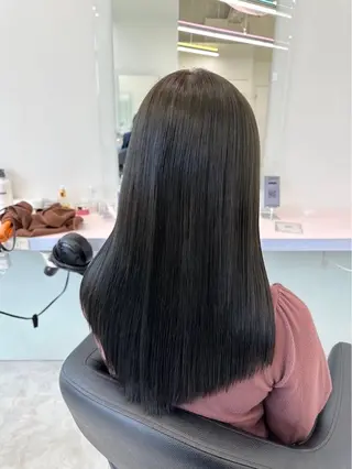 ロング カラー 海外風ブリーチなし 🫒Rion🫒🩶のヘアスタイル