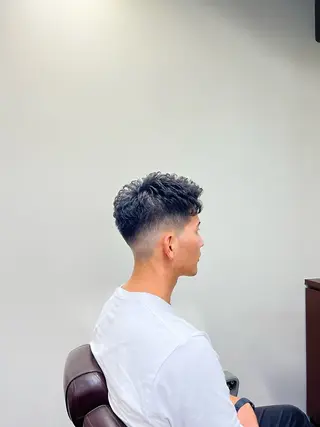 ショート パーマ 久保 美空のヘアスタイル