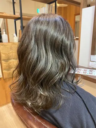 セミロング カラー chill out 南塚口本店のヘアスタイル