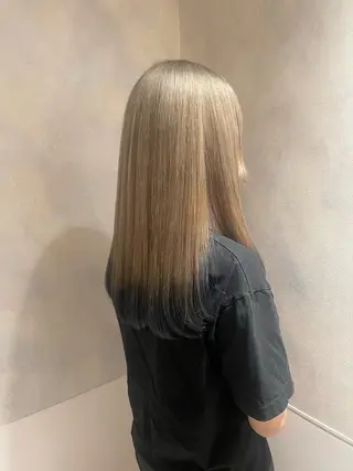ロング カラー 野町 好花のヘアスタイル