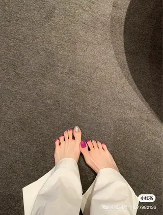 ネイル ongles chic24時間営業のネイルデザイン