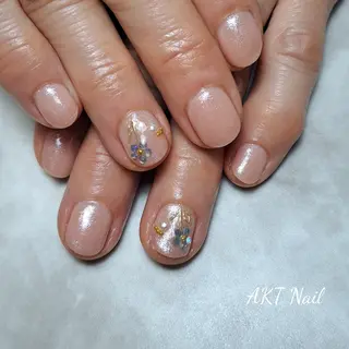 ネイル AKT NAIL所属・AKT Beauty ドライヘッドスパのネイルデザイン