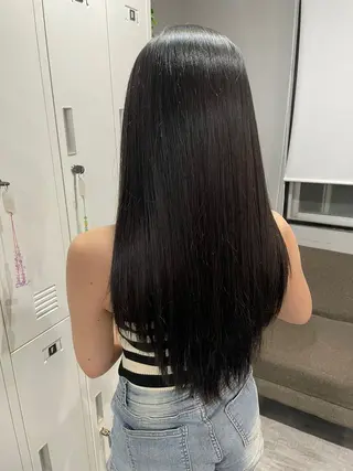 ロング sherry【シェリー】所属・miho 大国町 柔らかいハイトーンのヘアスタイル