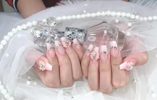 ネイル ハヤシ ミカのネイルデザイン