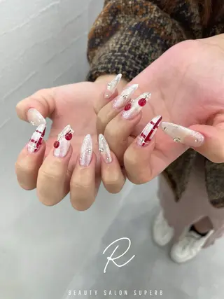 ネイル R MIIのネイルデザイン