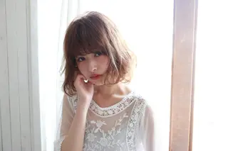 ミディアム カラー アンブレラカラー💫 フェイスフレーミングのヘアスタイル