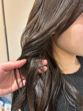 カラー MINX RICCa /ユナのヘアスタイル