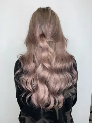 カラー 田中 莉香のヘアスタイル