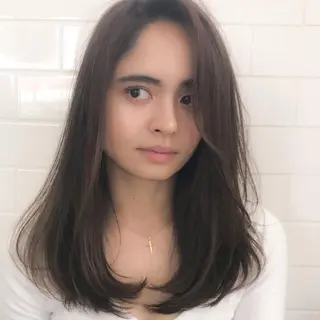 セミロング カラー clan五反田所属・髪質改善、縮毛矯正 店長浅野太郎のヘアスタイル