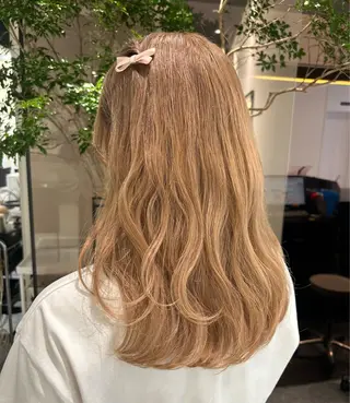 ロング カラー K-two NAGOYA所属・山村 沙耶香のヘアスタイル