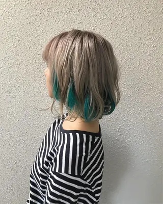 ショート カラー インナーカラー/天神 ブリーチ/吉田のヘアスタイル