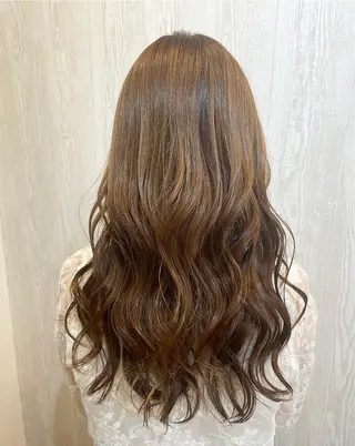 ミディアム カラー ヘアアレンジ HUENEST アカデミーサロンのヘアスタイル